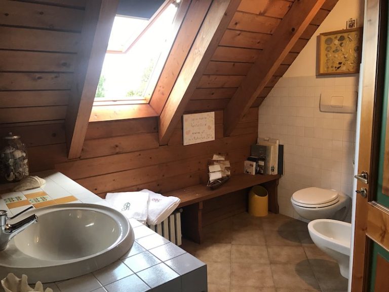 Bagno (dettagli)